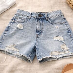 Boyfriend Denim Shorts Size 5 / 27W Distressed High Rise
